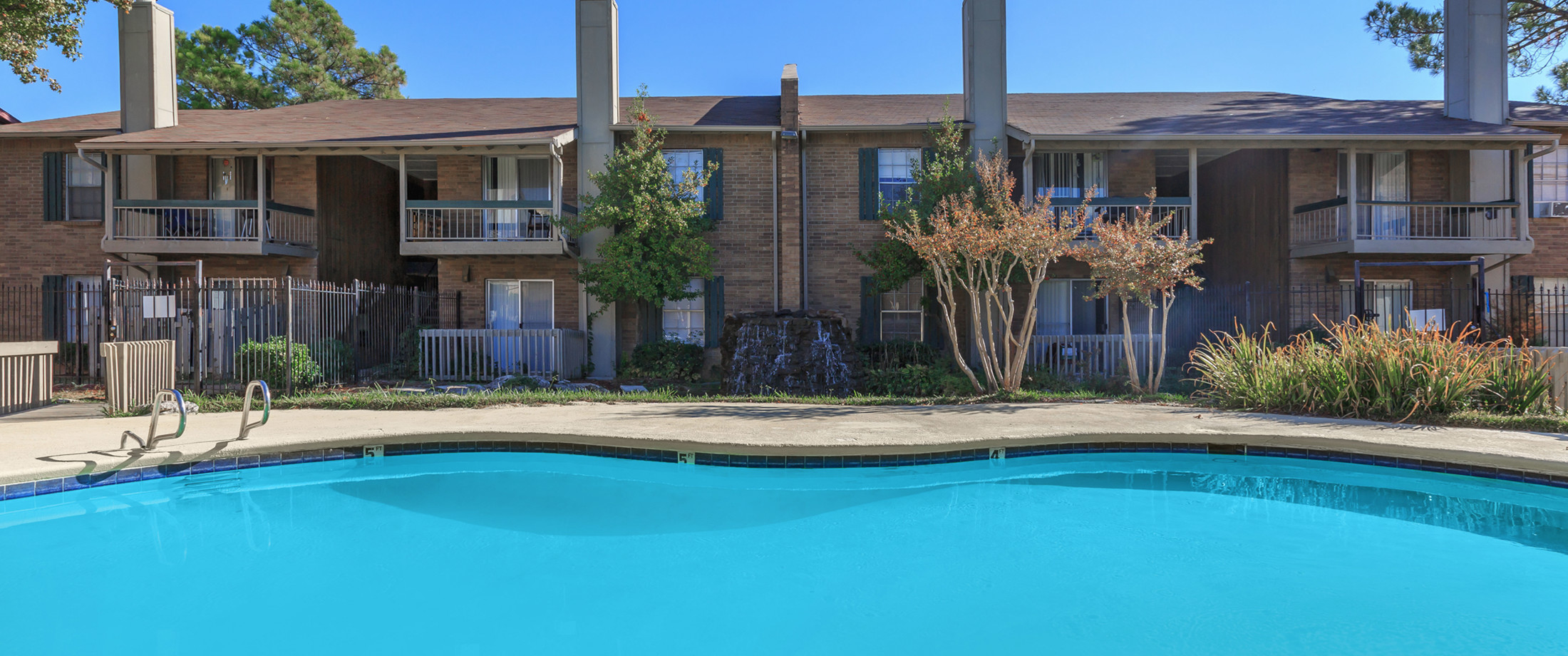 Midtown Flats & Darlington Oaks Apartments in Tulsa, OK